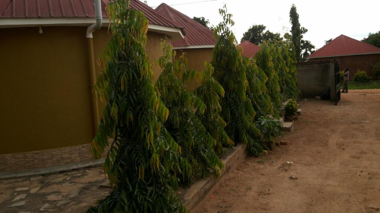 Kalalo Cottage Inn Pakwach المظهر الخارجي الصورة