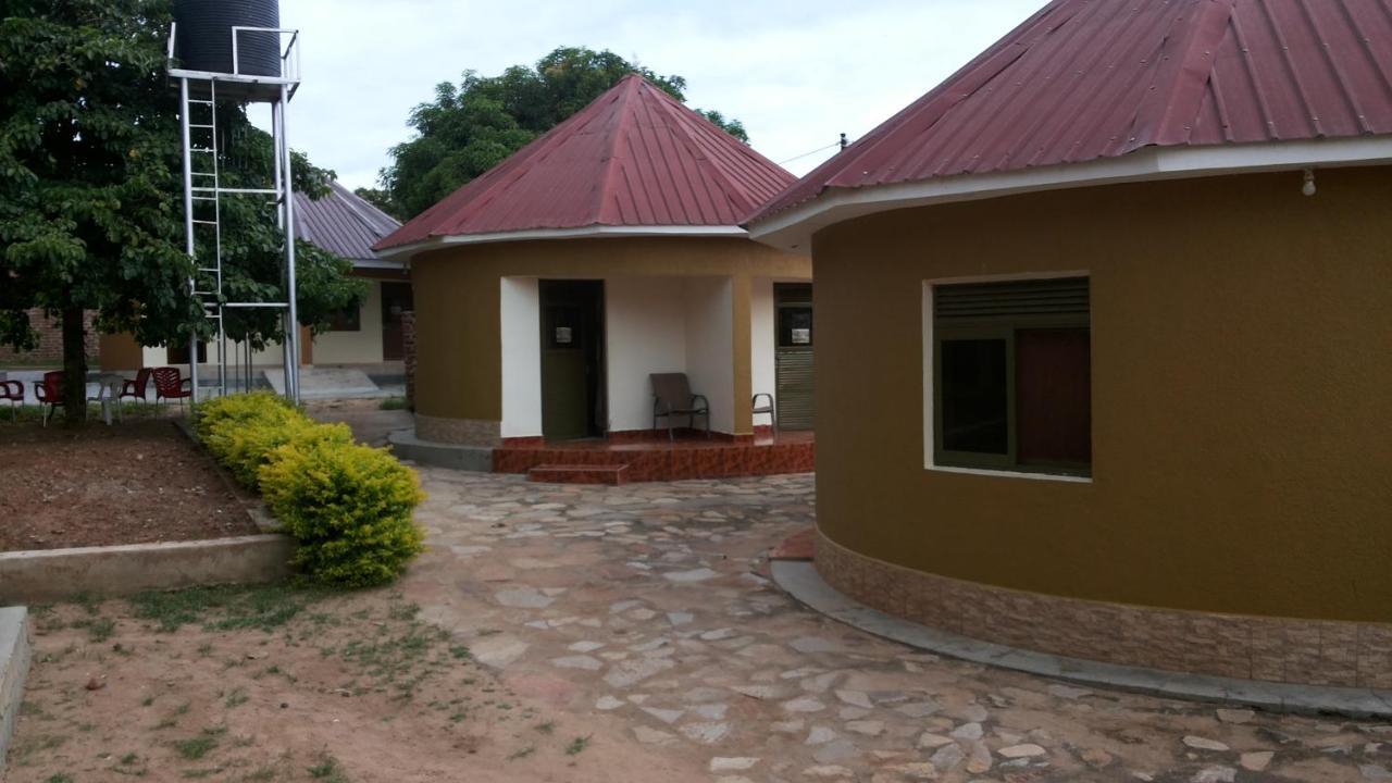 Kalalo Cottage Inn Pakwach المظهر الخارجي الصورة