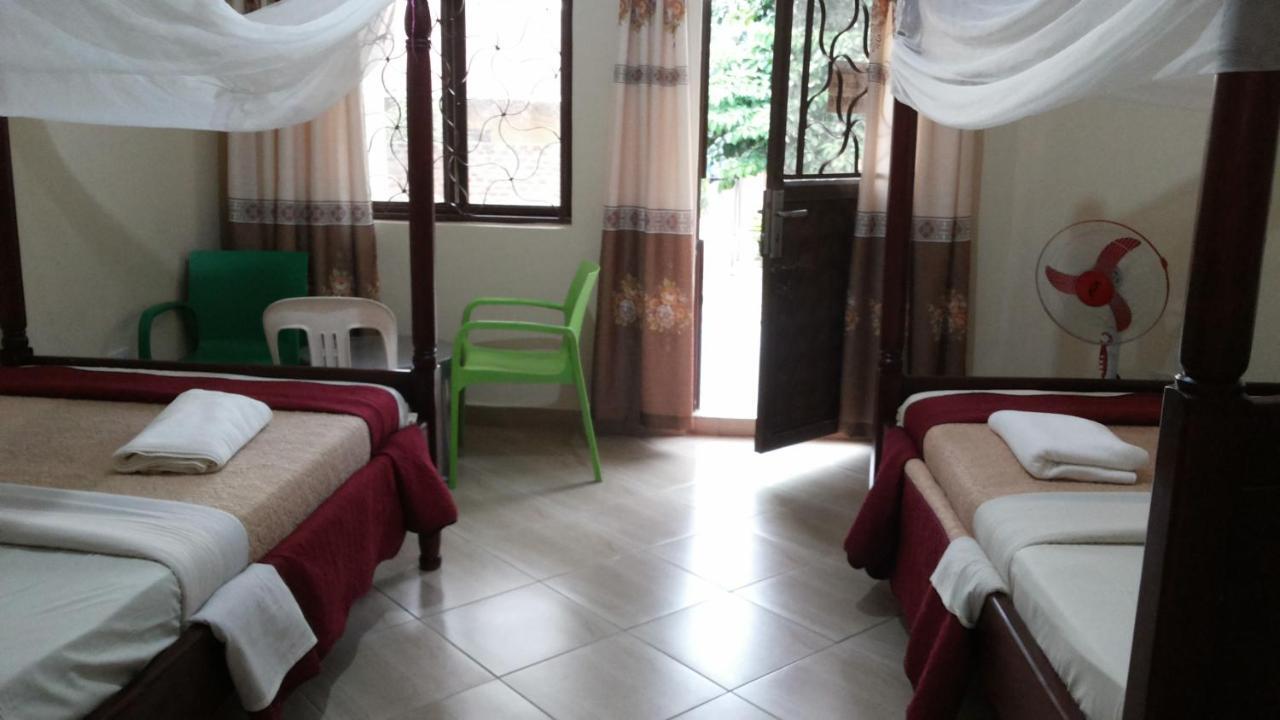 Kalalo Cottage Inn Pakwach المظهر الخارجي الصورة
