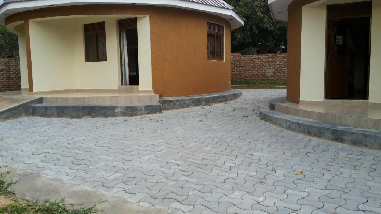 Kalalo Cottage Inn Pakwach المظهر الخارجي الصورة