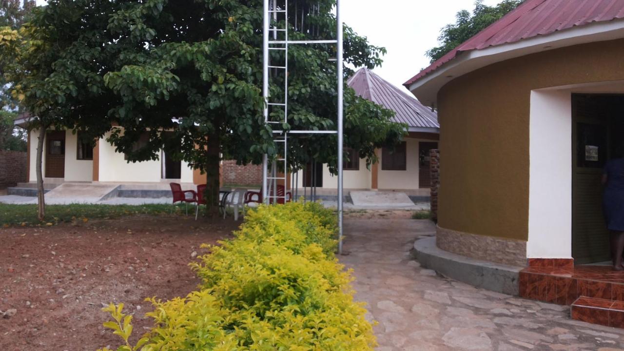 Kalalo Cottage Inn Pakwach المظهر الخارجي الصورة