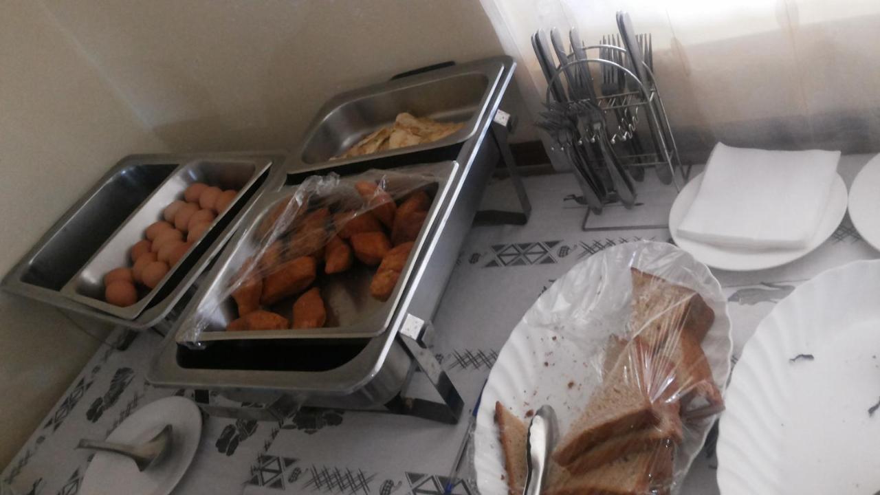 Kalalo Cottage Inn Pakwach المظهر الخارجي الصورة