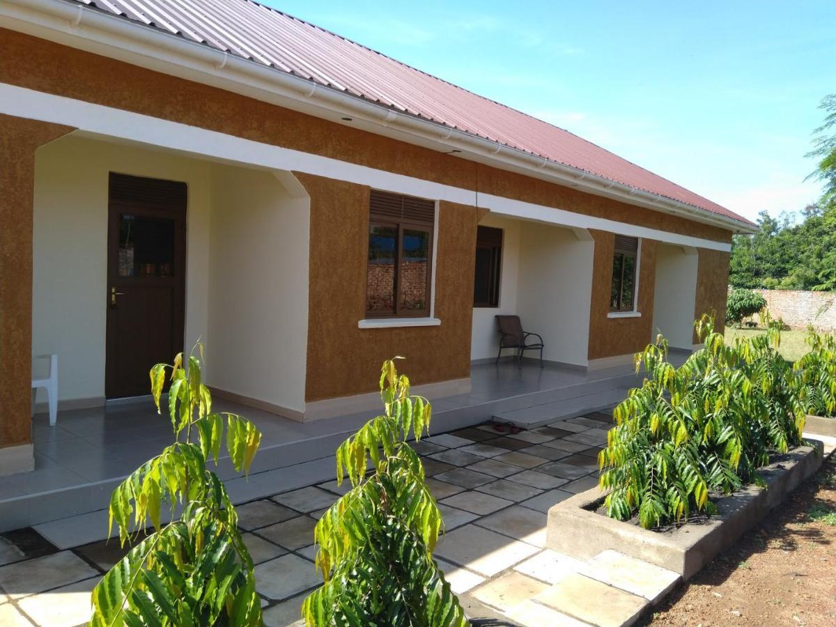 Kalalo Cottage Inn Pakwach المظهر الخارجي الصورة