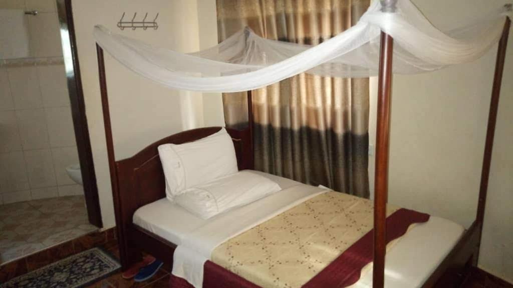 Kalalo Cottage Inn Pakwach المظهر الخارجي الصورة
